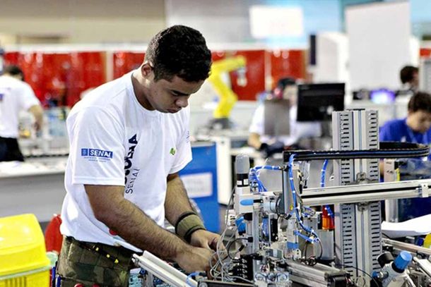 Senai e Alcoa oferecem curso para operadores em Poços