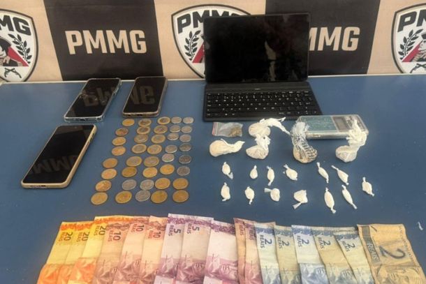 Mulher é presa por tráfico de drogas na Vila Santa Rita