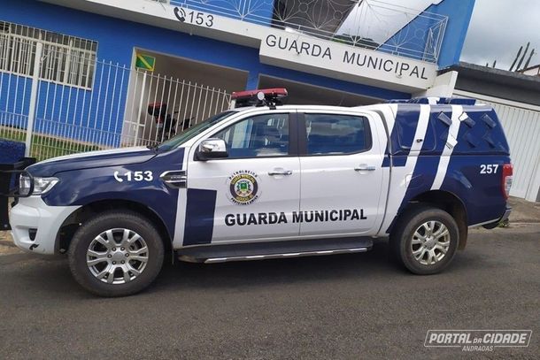 Guarda Municipal cumpre mandado de prisão durante fiscalização em Andradas