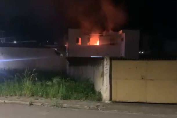 Incêndio deixa cinco feridas em Andradas