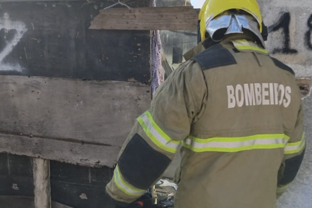Inc&ecirc;ndio aconteceu na sa&iacute;da de Po&ccedil;os de Caldas para Andradas