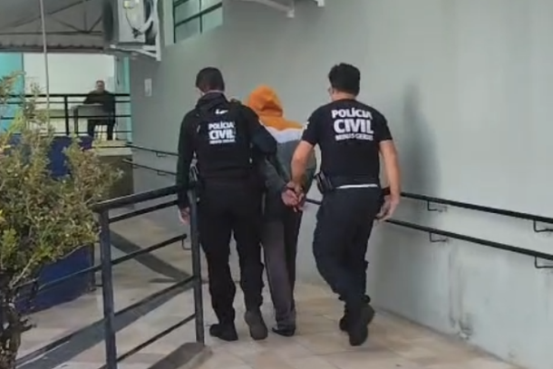 14 mandados de busca e apreens&atilde;o foram apreendidos