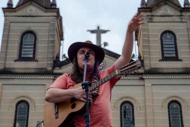 Evento reuniu m&uacute;sica, gastronomia e tradi&ccedil;&otilde;es regionais em Bueno Brand&atilde;o