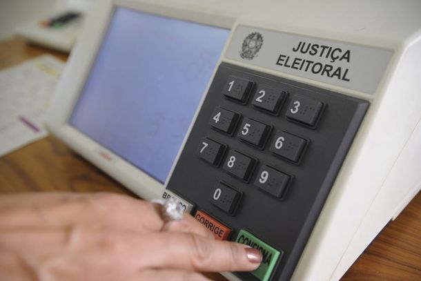 Campanha eleitoral come&ccedil;a em 16 de agosto