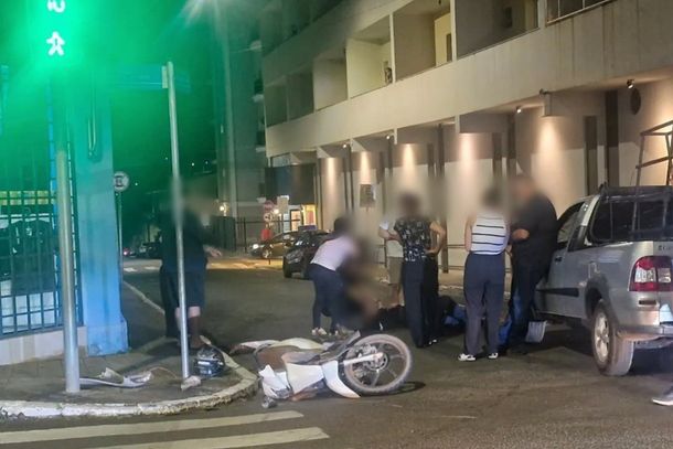 Colis&atilde;o aconteceu no cruzamento das ruas Major Bonif&aacute;cio e Padre Mariano Garzo