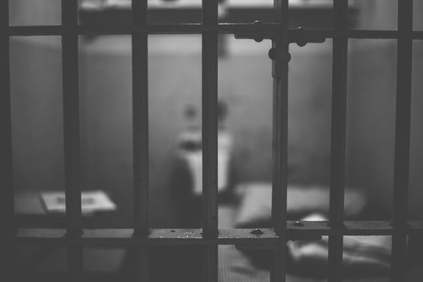 Exce&ccedil;&atilde;o &eacute; feita aos casos de flagrante