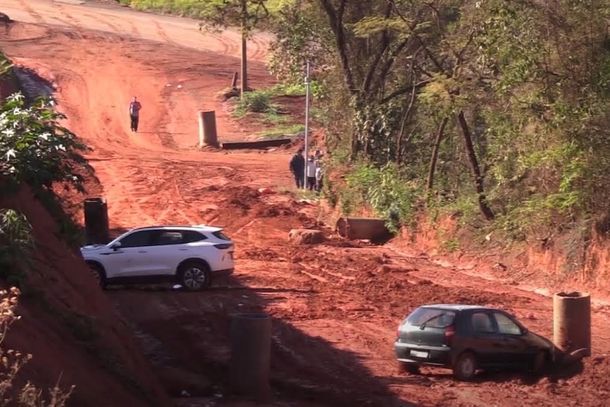 Recomenda&ccedil;&atilde;o &eacute; que os motoristas evitem utilizar a estrada