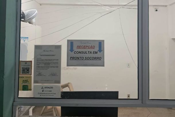 Suspeito danificou o vidro da recep&ccedil;&atilde;o do hospital