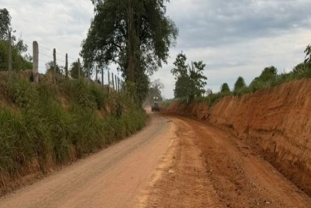 &Aacute;rea foi sinalizada com cones e fitas