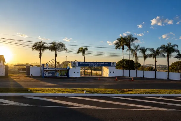 Recinto Municipal de Exposi&ccedil;&otilde;es