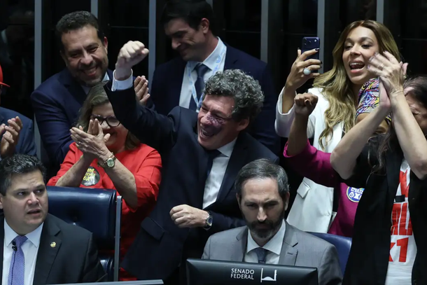 Fim da escala 6x1 pode impactar 5,9 mil v&iacute;nculos de emprego em Bady Bassitt