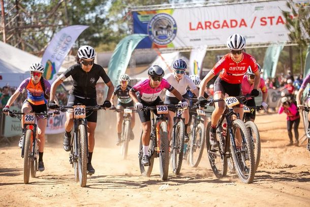 Largada da UCI XCO Junior Series na Copa Internacional