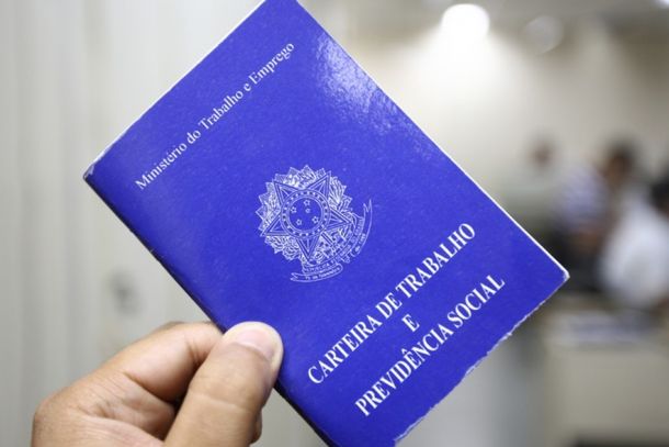 Sine/UAI divulga mais de 100 vagas de emprego em Barbacena