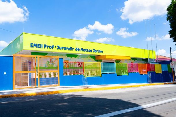 Escola Jurandir de Mattos Jardim &eacute; a primeira do munic&iacute;pio constru&iacute;da no sistema offsite modular