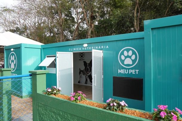 Os pet cont&ecirc;ineres funcionam como consult&oacute;rios veterin&aacute;rios completos e s&atilde;o estruturados em m&oacute;dulos de 60 metros quadrados