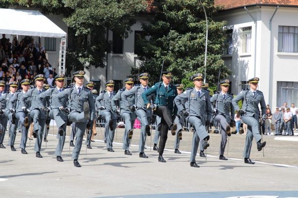 Desde 2023, j&aacute; foram formados 15 mil policiais na atual gest&atilde;o, sendo 9,8 mil militares