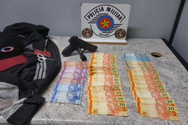 PM prende suspeito de roubo com mais de R$ 1 mil em dinheiro ap&oacute;s assalto a posto