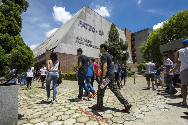 O desempenho dos bolsistas ser&aacute; acompanhado por meio de relat&oacute;rios cient&iacute;ficos e avaliado com base em seu hist&oacute;rico acad&ecirc;mico e trajet&oacute;ria escolar