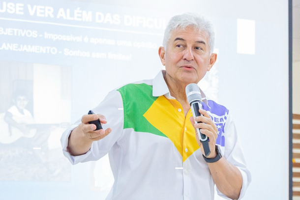 Palestra do astronauta Marcos Pontes &eacute; realizada na Sedecon