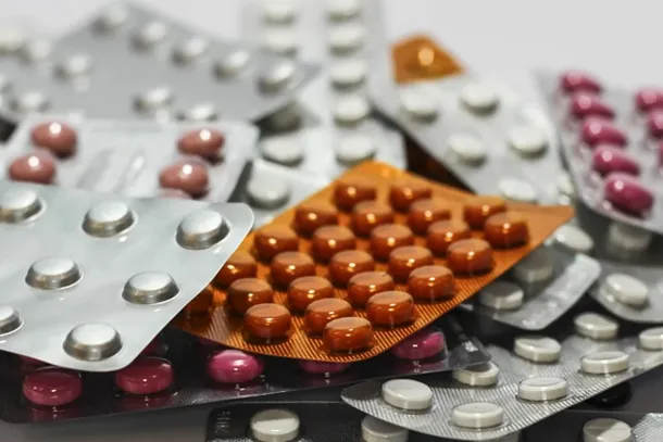 O gerenciamento adequado dos res&iacute;duos de medicamentos &eacute; uma medida importante para a prote&ccedil;&atilde;o da sa&uacute;de p&uacute;blica e do meio ambiente