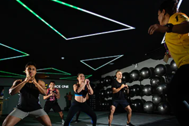 Modalidade da Force One combina exerc&iacute;cios inspirados na yoga para desenvolver equil&iacute;brio entre corpo e mente