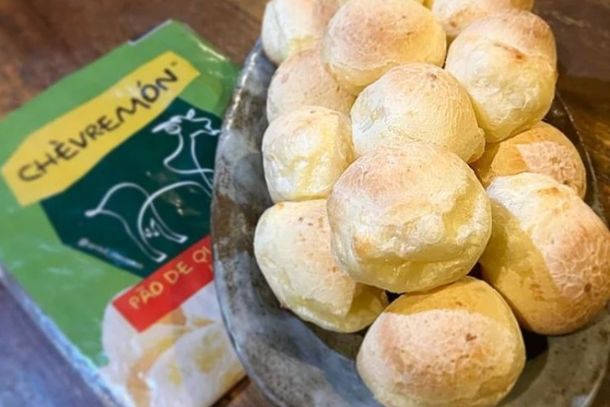 P&atilde;o de queijo de leite de cabra da Ch&egrave;vrem&oacute;n 