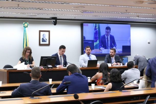 Reuni&atilde;o da Comiss&atilde;o Externa sobre Rompimentos de Barragens