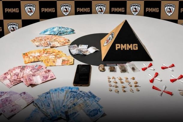 Por&ccedil;&otilde;es de crack, coca&iacute;na e maconha foram apreendidas