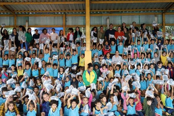 Entregas ocorrer&atilde;o gradualmente em todas as escolas