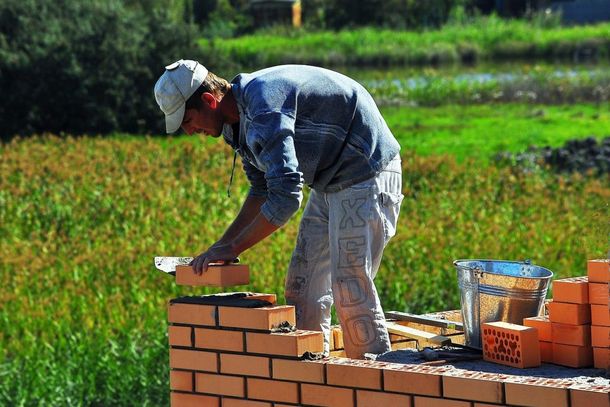 H&aacute; oportunidades para trabalhar no setor de Constru&ccedil;&atilde;o