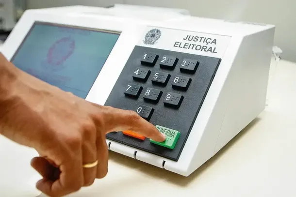 No domingo, come&ccedil;a oficialmente a propaganda eleitoral