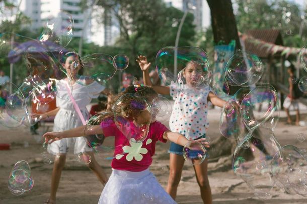 Festival de Bolhas Gigantes acontece neste domingo