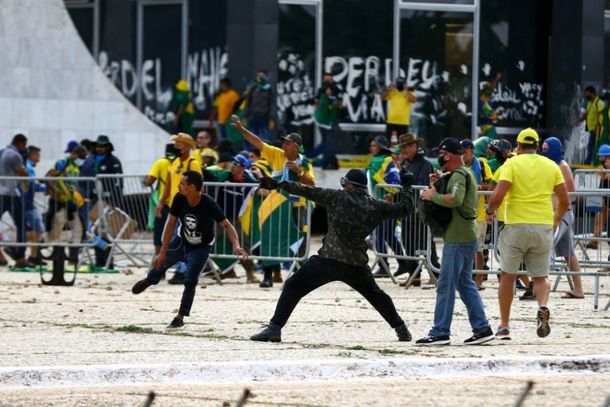 PF deflagra a 22ª fase da Operação Lesa Pátria e cumpre mandado em Brusque