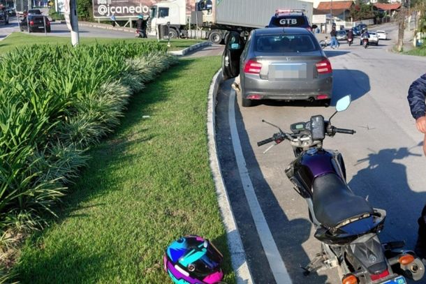 Bateu o carro e ningu&eacute;m se feriu? Saiba quando &eacute; preciso retirar os ve&iacute;culos da pista