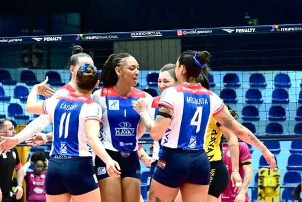 Brusque V&ocirc;lei perde na &uacute;ltima rodada e fica com o vice da Ta&ccedil;a Brasil