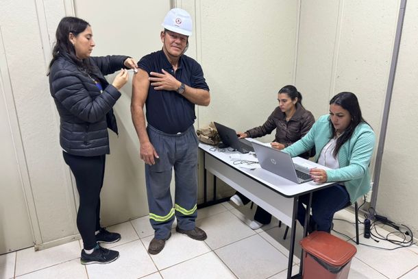 As equipes de sa&uacute;de visitaram o Frigor&iacute;fico Tilabras, o Cons&oacute;rcio Nova Avanhandava, abrangendo os funcion&aacute;rios da amplia&ccedil;&atilde;o do canal da barragem, e a Usina Figueira, pertencente ao grupo Aralco.