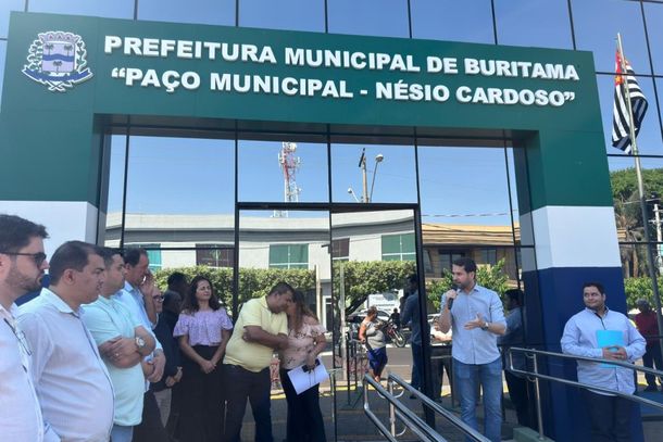 Reinaugura&ccedil;&atilde;o do Pa&ccedil;o Municipal N&eacute;sio Cardoso em Buritama