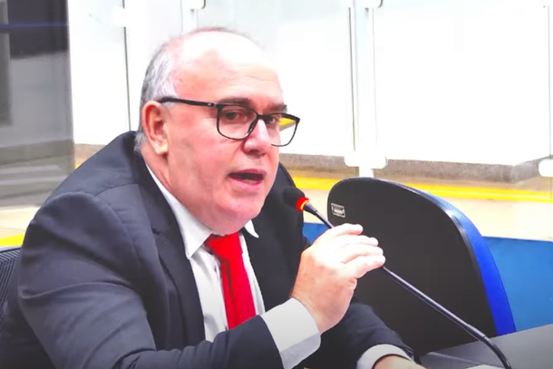 Vereador An&iacute;zio
