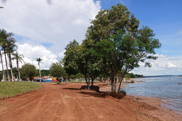 Prefeitura realiza manuten&ccedil;&atilde;o programada na Prainha de Buritama