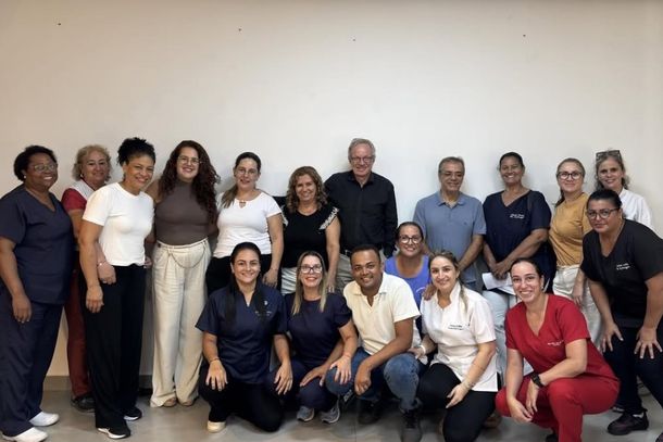 Curso Cuidar e Cicatrizar atualiza enfermeiros e t&eacute;cnicos sobre novas tecnologias e evid&ecirc;ncias cient&iacute;ficas.