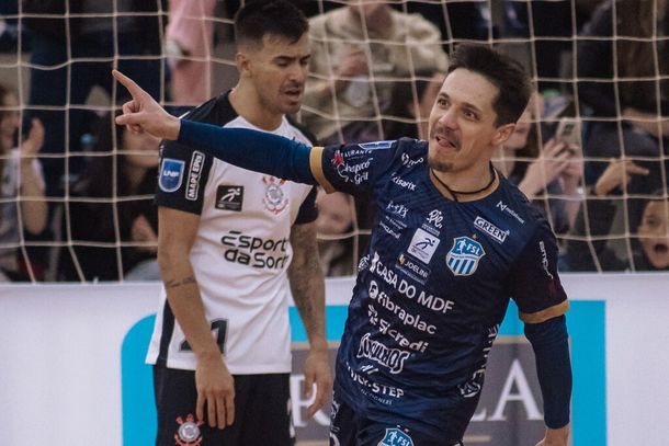 Futsal S&atilde;o Louren&ccedil;o eliminou o Corinthians nas oitavas de final (Foto: Assessoria/FSL)
