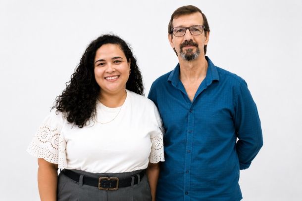 Os jornalistas Fabiane Dorta e Jo&atilde;o Carlos Torraca