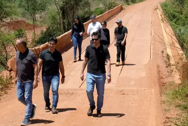 Equipe t&eacute;cnica do banco esteve no Estado em outubro de 2025 para visitar trechos das obras das rodovias MS-380, MS-289 e MS-276 (Foto: arquivo)