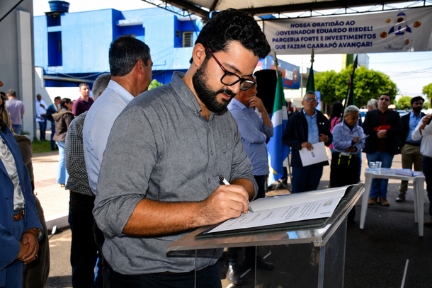 O presidente da C&acirc;mara destacou a import&acirc;ncia da uni&atilde;o entre os poderes p&uacute;blicos para a realiza&ccedil;&atilde;o de obras que impactam diretamente a vida da popula&ccedil;&atilde;o