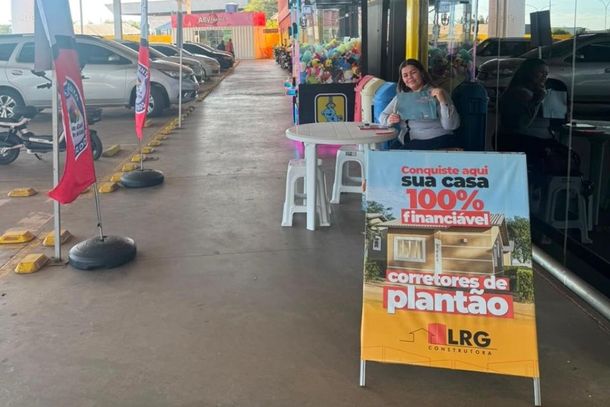 Corretora da LRG Construtora no Leve Max SuperAtacado
