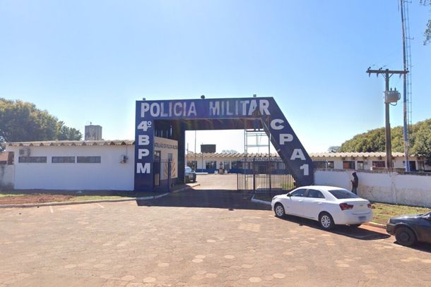 Fachada do 4&ordm; Batalh&atilde;o da Pol&iacute;cia Militar, em Ponta Por&atilde;, onde ocorreu a tentativa de homic&iacute;dio durante a madrugada (Foto: Divulga&ccedil;&atilde;o)