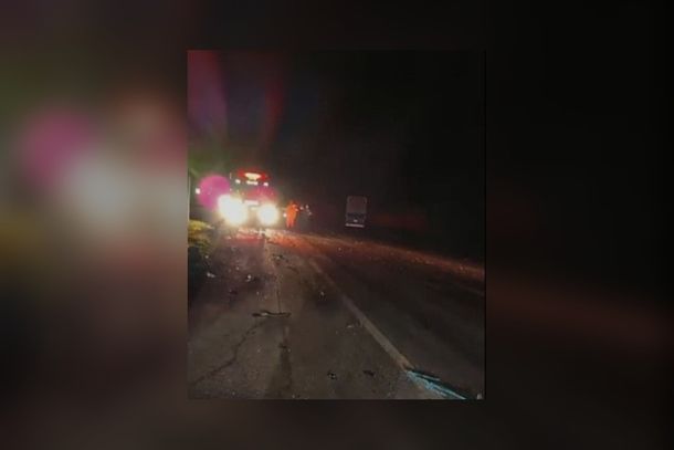 Motorista morre ap&oacute;s ser arremessado de carro em batida com caminh&atilde;o na BR-060