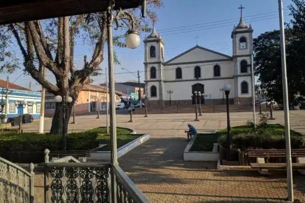Centro de Cabre&uacute;va