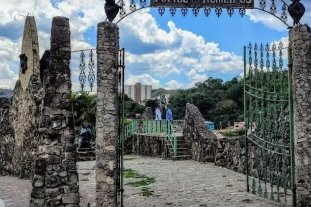 Portal dos Romeiros &eacute; um dos pontos mais acessados pelos viajantes dos 'roteiros da f&eacute;'