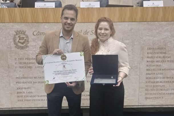 Tereza Viana encerra o ano com homenagem por destaque na ci&ecirc;ncia